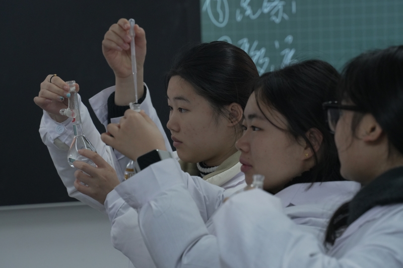 基础化学实训-溶液的配制