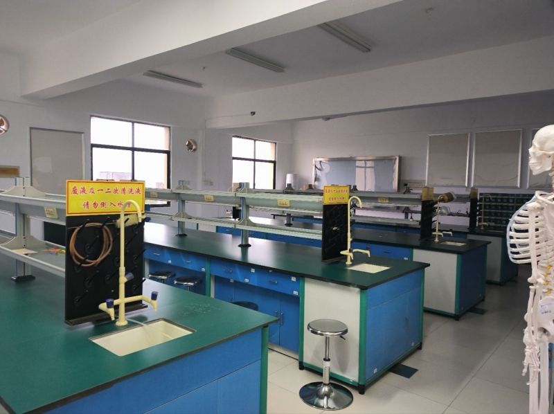 南院生理生化实训室