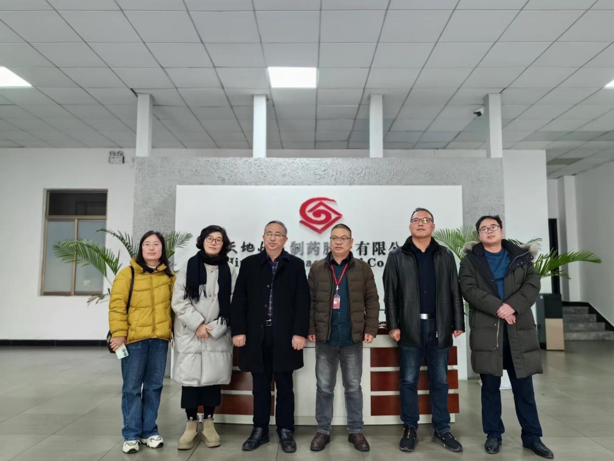 访企拓岗促就业   产教融合促发展