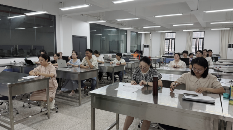 药学院举行2026年度“说课堂”比赛