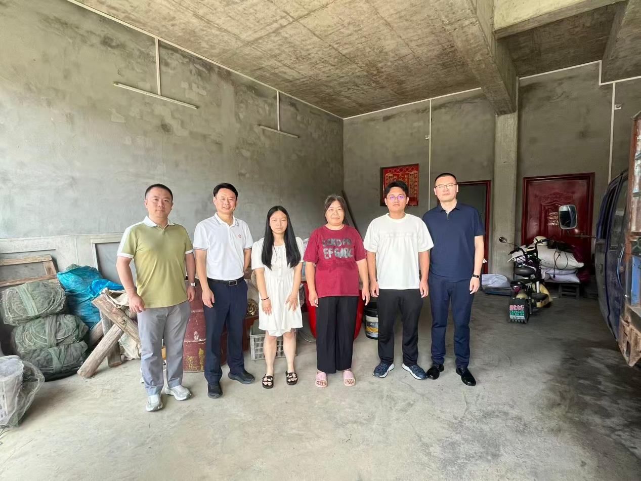 暖心家访润心田 精准资助促成长——药学院扎实开展2026年暑